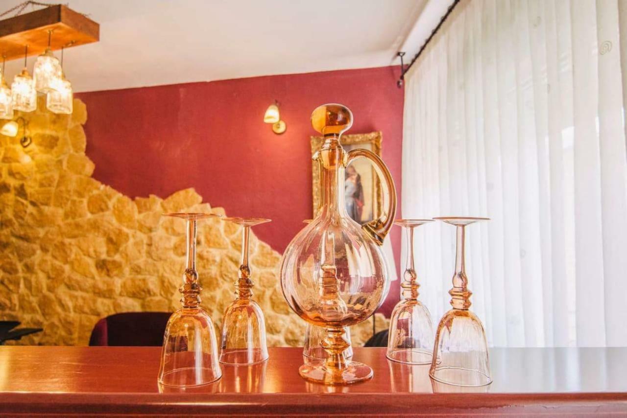 Gallery Home,Downtown, Ioannina. Eksteriør billede